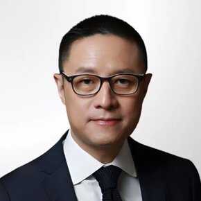 Eric Xun Li